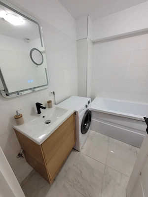Închiriez apartament  - imagine 3