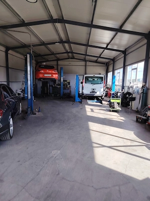 Hală service auto  sau spațiu de depozitare