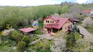 Vilă cu 8.800 mp teren în Gura Văii, la 12 km de Piatra Neamț - imagine 2
