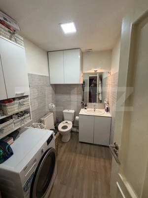 Apartament de vânzare 3 camere, 77 mp, zona liceului Economic - imagine 5