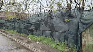 Teren intravilan construibil intre case . - imagine 4