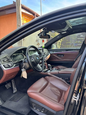 BMW seria 5 F10 din 2012 - imagine 10