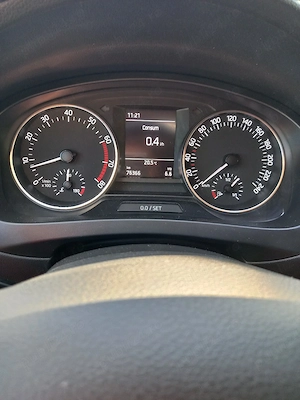 Skoda Rapid  - imagine 5