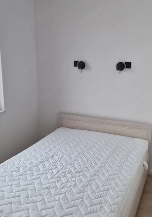 Inchiriez garsoniera zona Vitan 