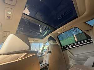 Volkswagen Touraeg 7P - imagine 5