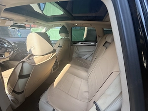 Volkswagen Touraeg 7P - imagine 3