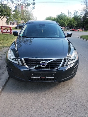 Volvo XC60 2,0 Diesel in 5 Pistoane 163 CP,An 2012 , Cutie Manuală 6 Viteze, Import Germania 