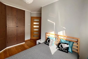 Inchiriez garsoniera in zona Piata Alba Iulia 