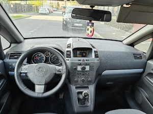 vand opel zafira 7 locuri