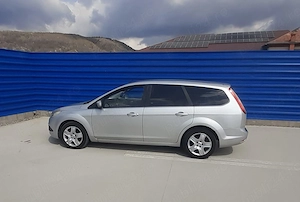 Ford focus 2009  - imagine 5