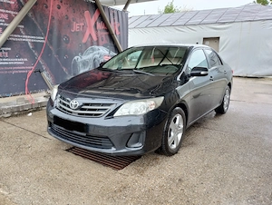 Toyota Corolla 1.6 Benzina Aspirat 132 CP - An 12 2012 - km Reali - imagine 2