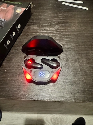 vand casti bluetooth x15