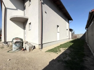 Duplex 5 camere, 3 bai, 120mp utili, 290mp teren - Ghiroda - imagine 16
