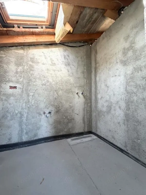Duplex 5 camere, 3 bai, 120mp utili, 290mp teren - Ghiroda - imagine 12