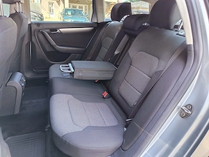 Volkswagen Passat SW 2.0 Diesel 140 CP An 2012 - imagine 6