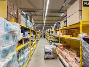 Centru comercial 1200 mp , 4000 mp parcare , ideal investitie, Dragomiresti Vale - imagine 19