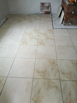 Casa de vanzare în Com Gura Văii lângă Onesti!!!!  - imagine 2