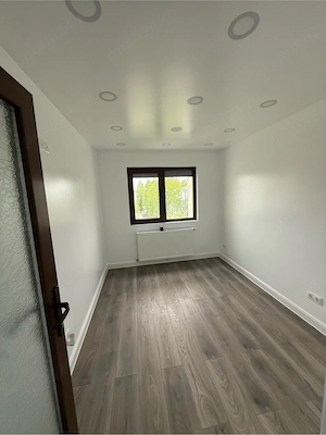 Apartament 3 camere semidecomandat  de vanzare - imagine 3