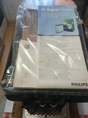 Expresor cafea Philips,multifuncțional  nou nout,cu spuma de lapte,ultima generație,
