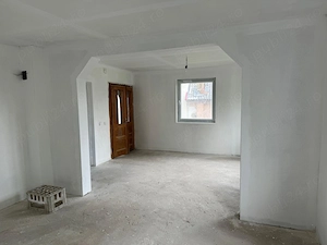 Casă de vânzare în Vadu Izei, Maramureș   direct proprietar - imagine 5