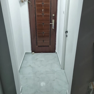 Particular,vand apartament 2 camere cf 2 semidecomandat 38 mp etaj 2 din 4 renovat in totalitate  - imagine 4
