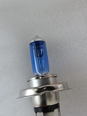 Set 2 Becuri H7 100W 6000K Efect Xenon