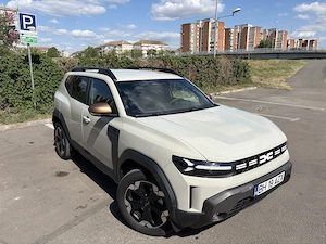 Dacia Duster 1.6 Hybrid, 140 CP, prima inmatriculare 2025, 6350 km, pret neg 