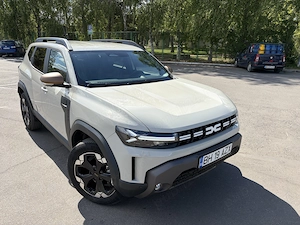 Dacia Duster 1.6 Hybrid, 140 CP, prima inmatriculare 2025, 6350 km, pret neg  - imagine 4