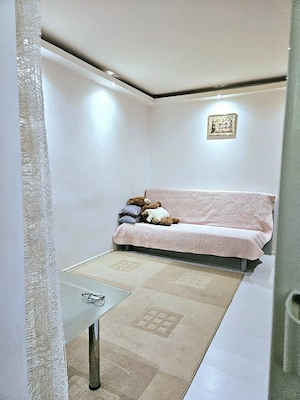 Garsoniera Drumul Taberei, Plaza România - imagine 4