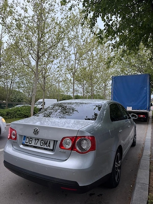 Vw jetta 1,9 tdi 2008 - imagine 6