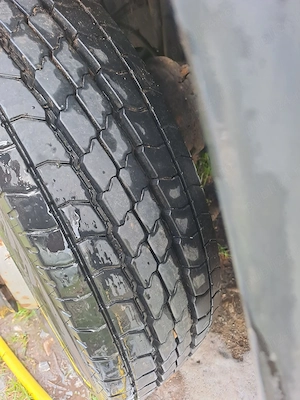 Camion 7,5 cu prelata - imagine 4