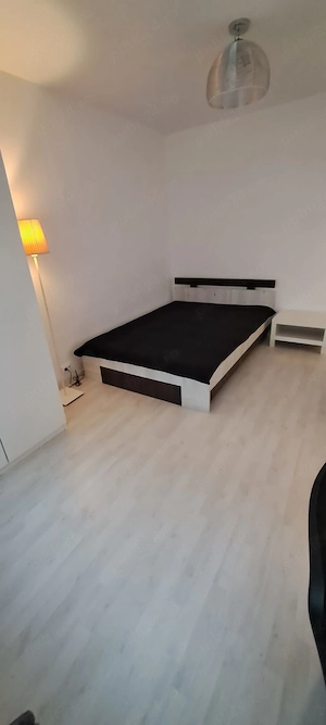 Proprietar, vand garsoniera zona Lacul Tei