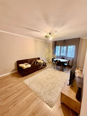 Apartament 3 camere, DECOMANDAT, Etaj 1- Zona Aradului