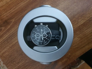 Vand ceas MoMo Design in stare foarte buna - imagine 2