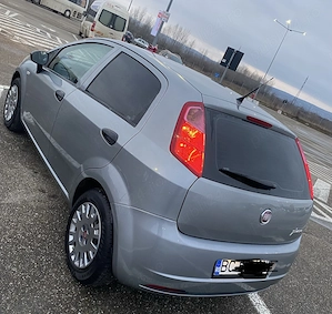 Vând Fiat Grande punto 1.4 benzină an 2011 - imagine 3
