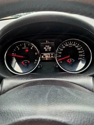 Nissan Qashqai 2011 - imagine 4