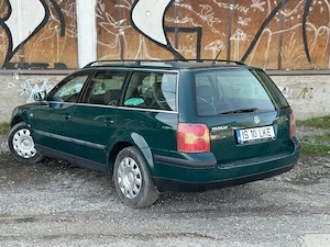 Vând passat 1.6 benzina an 2001