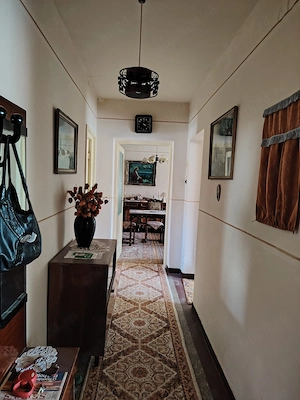 Vând apartament 3 camere decomandate în Vulcan, jud. Hunedoara, zona Paroșeni - Intrervenții - imagine 3