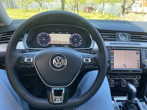 VW Passat B8 R line 2.0 - imagine 2