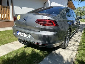 VW Passat B8 R line 2.0 - imagine 8