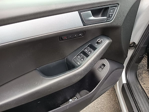 Vand Audi Q5 2.0 170cp - imagine 4