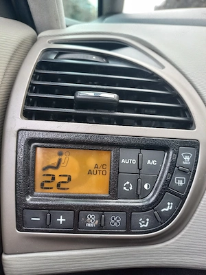 Citroen c4 Picasso 2010 1.6 diesel Itp + asigurare valabila  impecabilă  - imagine 7