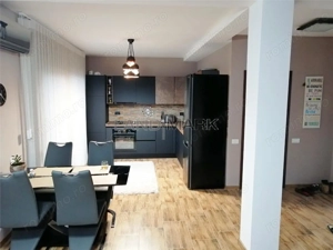 COMISION 0% Duplex despartit prin carport mobilat Dumbravita - central - imagine 6