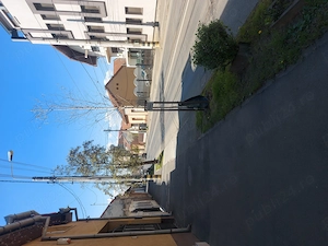 Închiriez spațiu comercial cu vad comercial bun pentru orice activitate comerciala, fost cabinet  v 