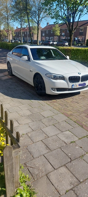 Bmw f10 525d 2010 - imagine 2