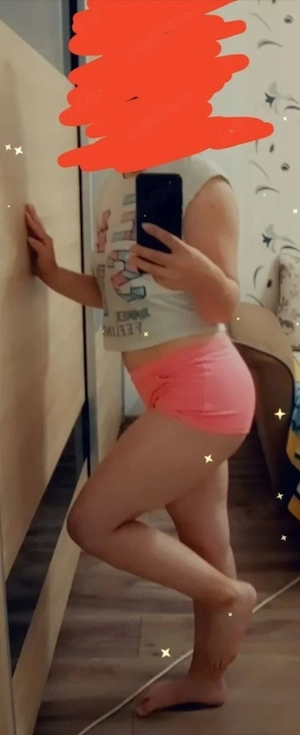 Bună sunt Andreea 