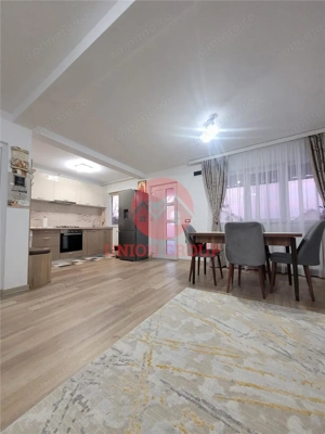 Casa in Stare Excelenta si Teren 230 mp, Lumina - imagine 9