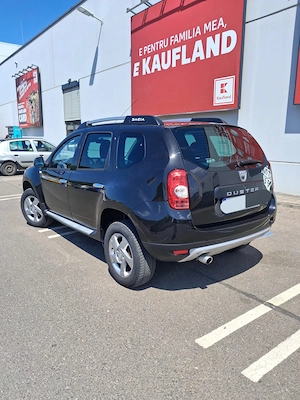 Vând Dacia Duster,An 2012,1600 cm3 benzină + gpl din fabrică - imagine 2