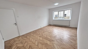 Închiriez apartament parter 77Mp, zona RAGC , Targoviste 