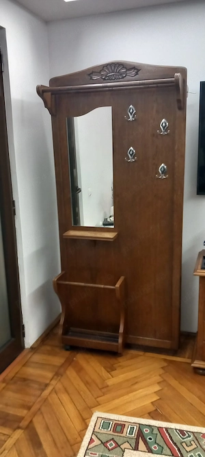 Cuier hol cu rafturi pentru depozitat pantofi